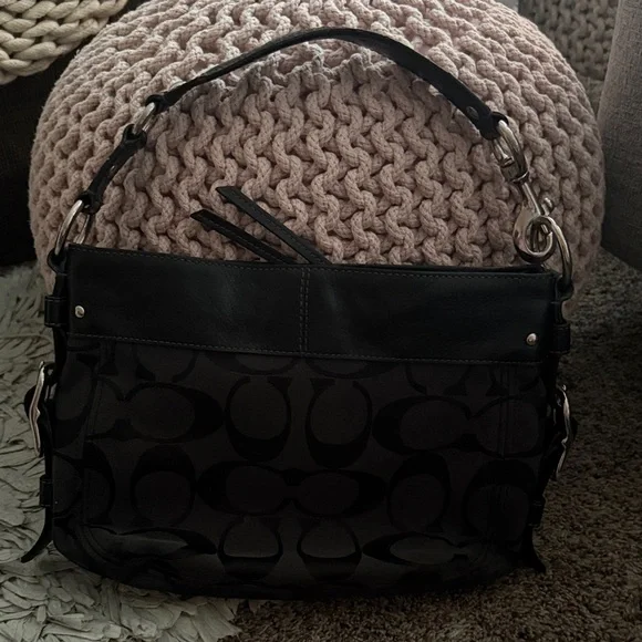 Y2K Black coach Shoulder Bag - Picture 8 of 13